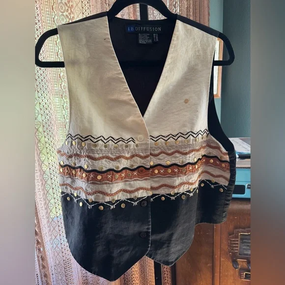 VTG Bohemian Embroidered Vest - Picture 1 of 6